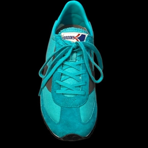 NWOT- Brooks Heritage Vanguard Sneakers in a Teal & Gray Colorway - Picture 7 of 13